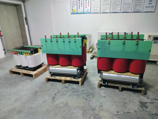 呼兰KS11-1000KVA矿用变压器
